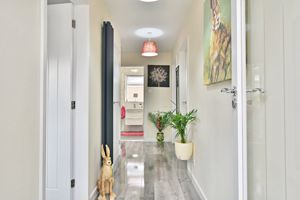 Photo 25- click for photo gallery